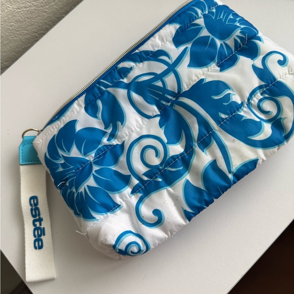 ESTEE LAUDER | Puffer Pouch Bag soft make-up Bag